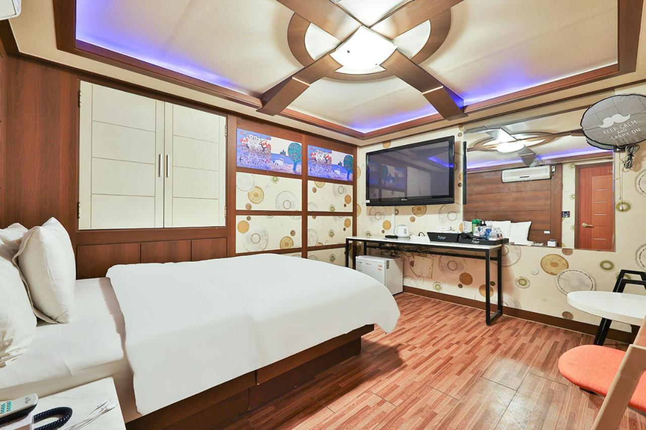 Picasso Motel Seul Dış mekan fotoğraf