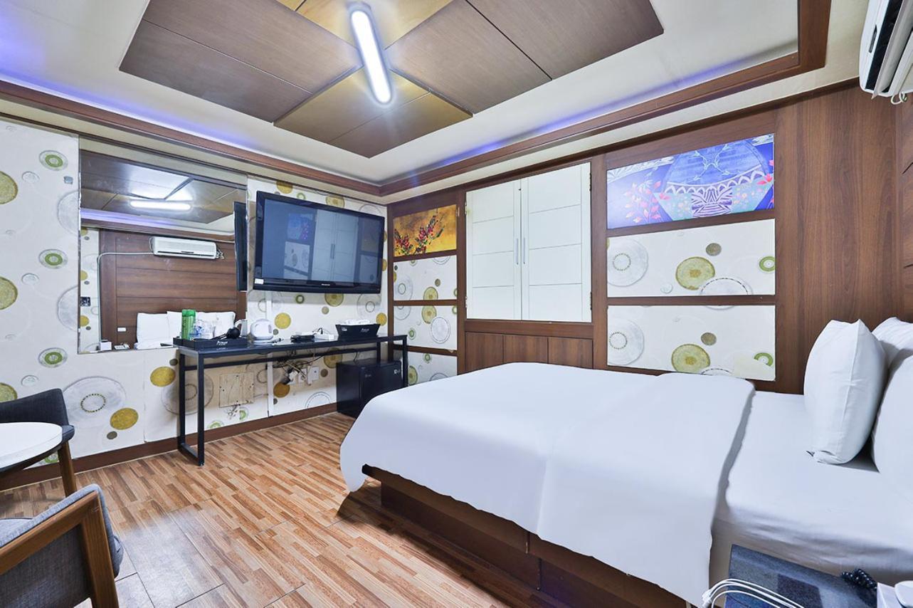 Picasso Motel Seul Dış mekan fotoğraf