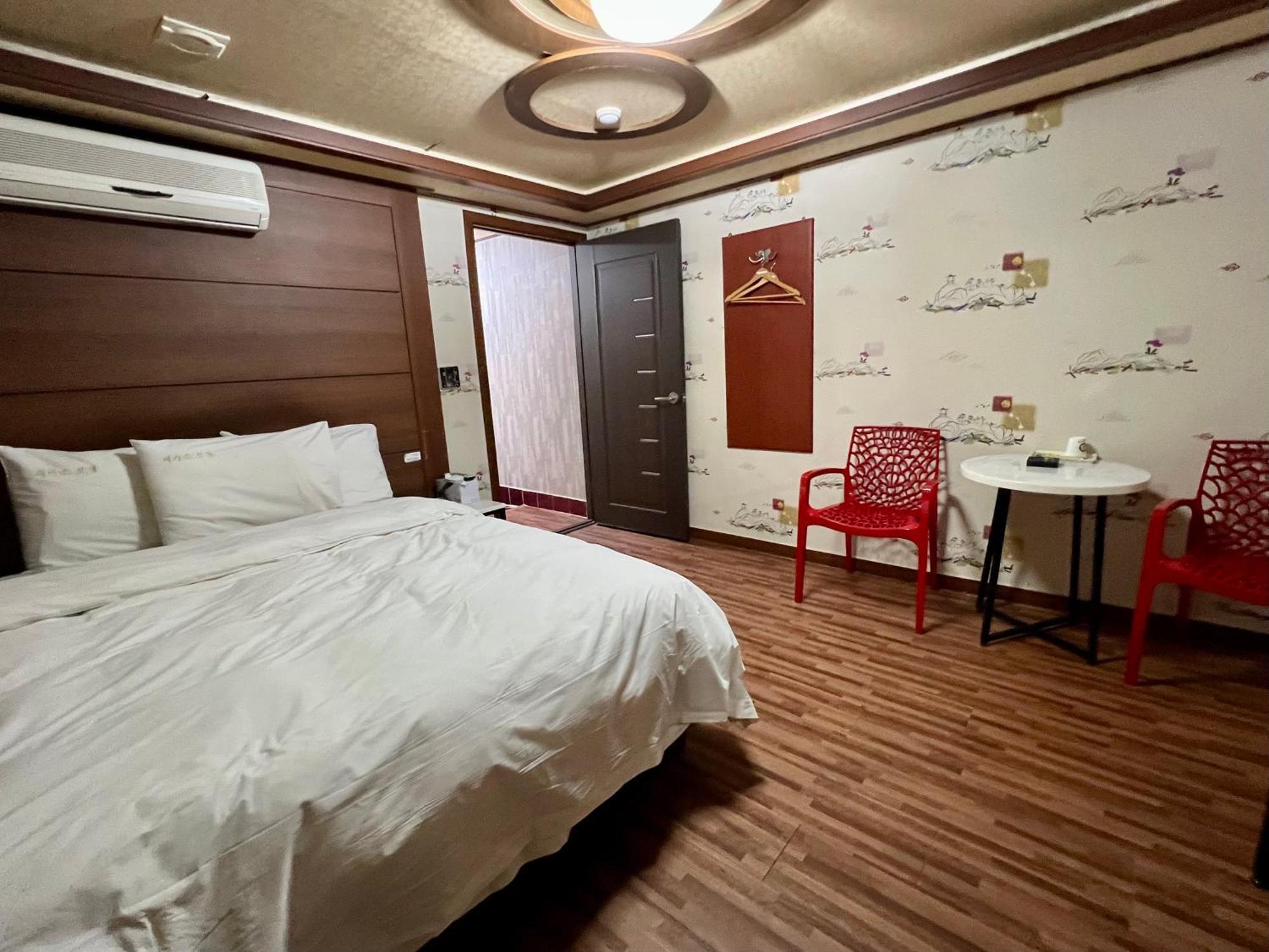 Picasso Motel Seul Dış mekan fotoğraf